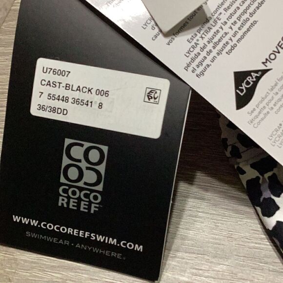 New. COCO REEF 5-way Animal print tankini 32/34C. Normally $89 - Picture 10 of 10